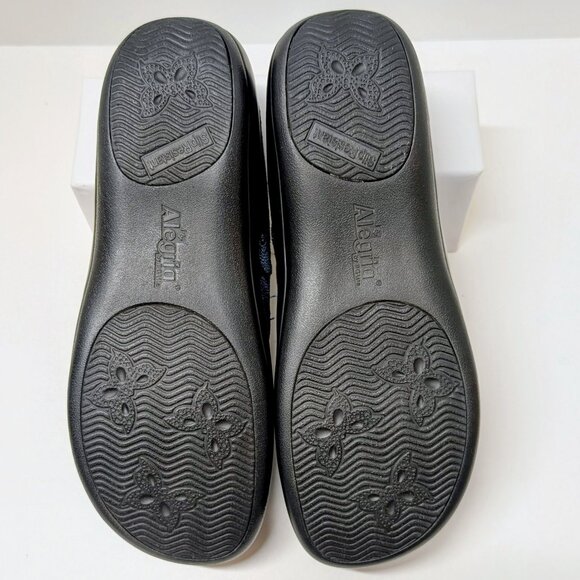 Alegria by PG Lite Mosaic Print Clogs in Blue & Pink - KEL-596 - Picture 11 of 14